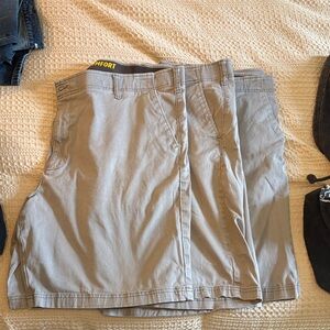3 pack Men's lee extreme flex Comfort Chino Shorts - Light Gray 44 waist